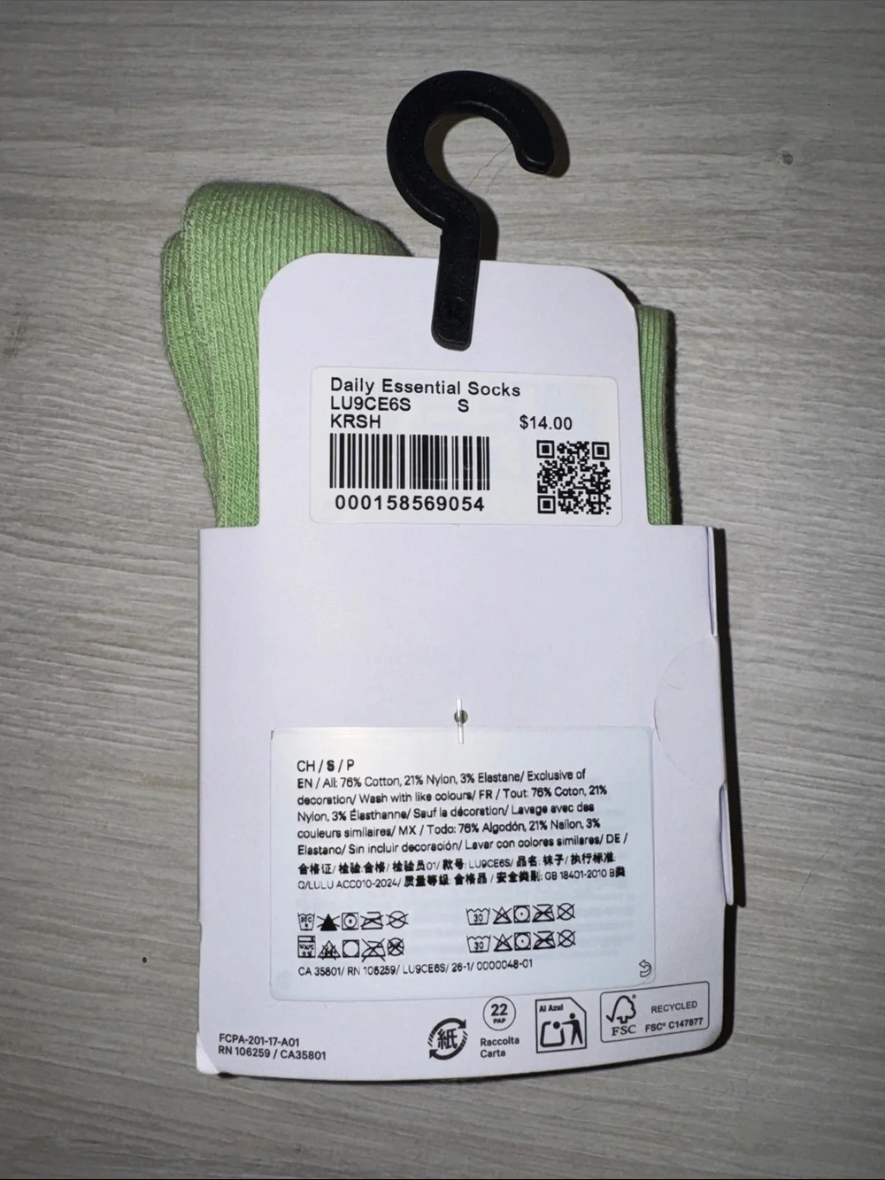 Lululemon Daily Essential Socks